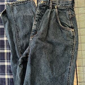 VINTAGE Lee Straight Leg Dark Blue Denim Jeans with back pocket patch